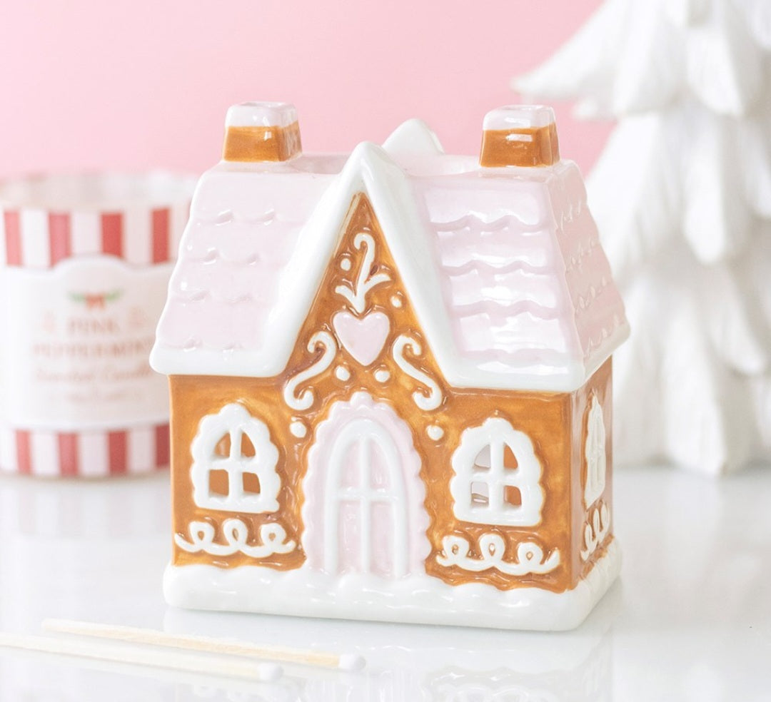Pink cutesy gingerbread house burner